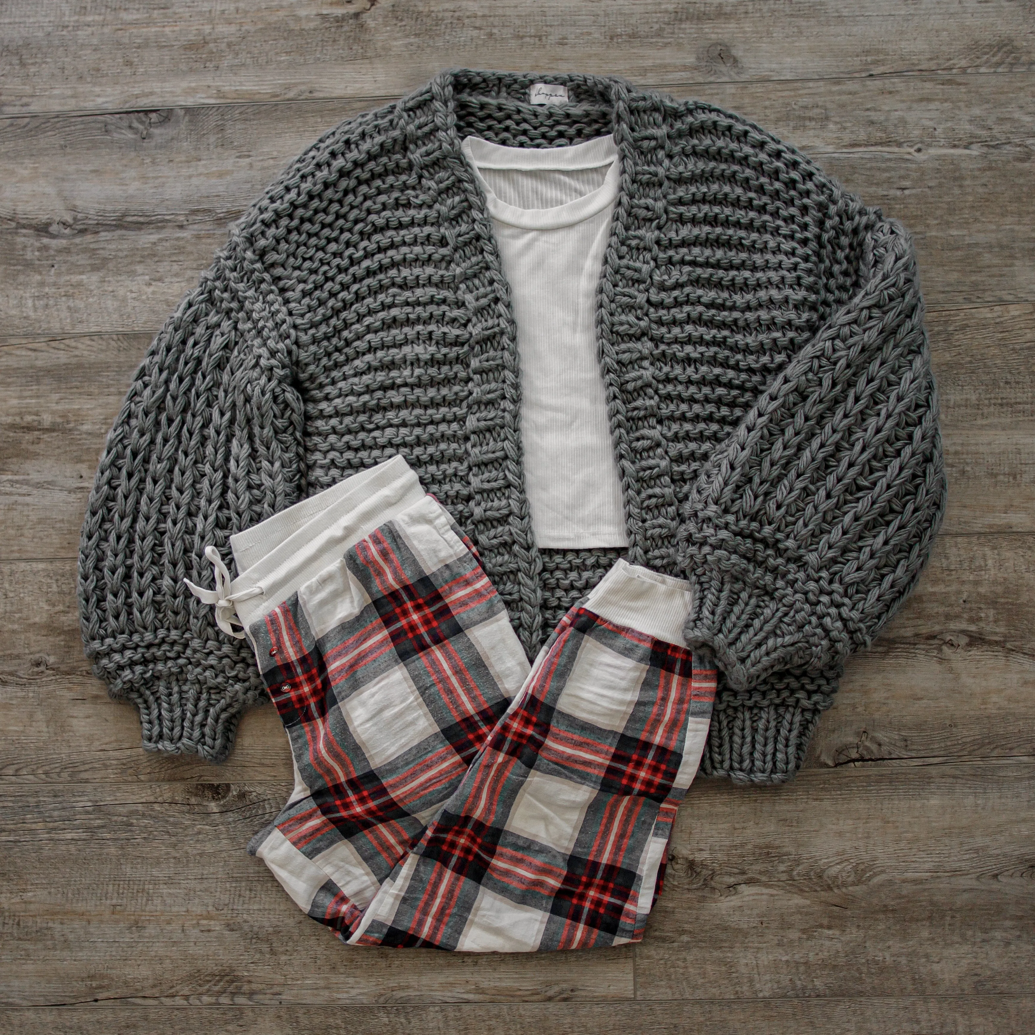 Chunky Knit Bell Sleeved Cardigan