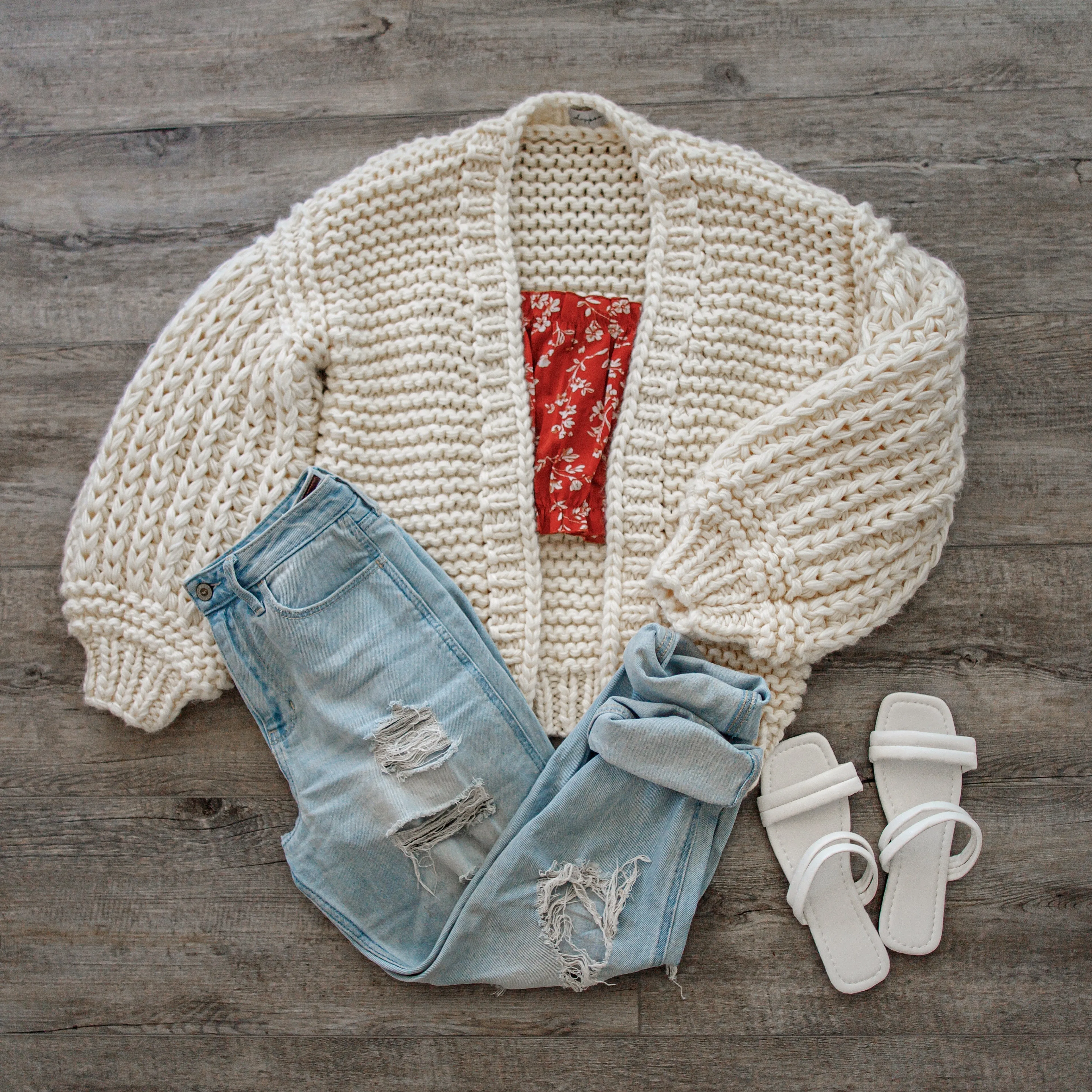 Chunky Knit Bell Sleeved Cardigan